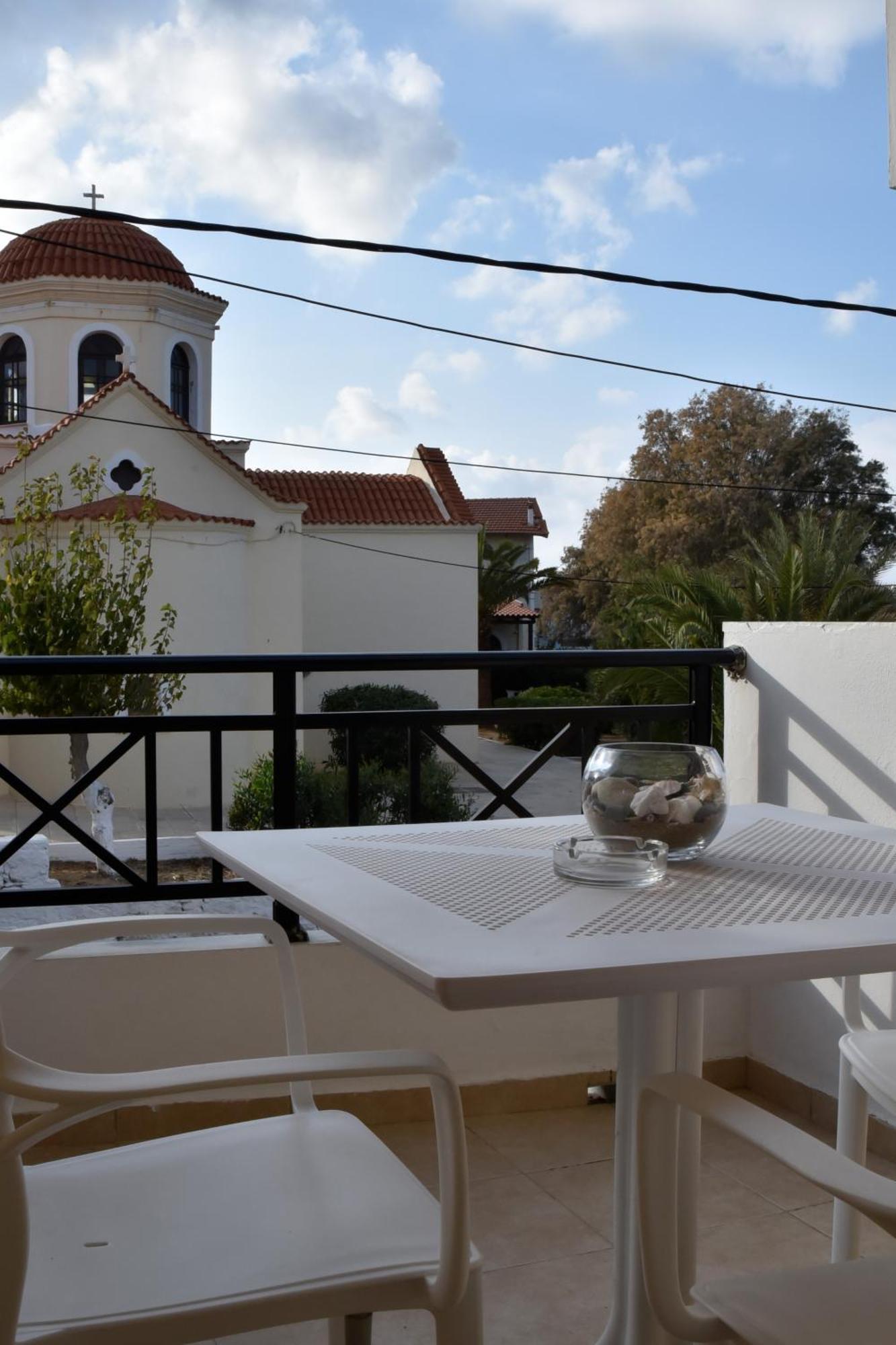 Castello Apartments Réthymnon Extérieur photo